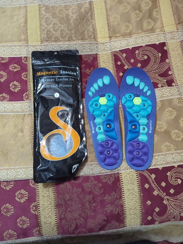 Magnetic acupressure shoe - ,